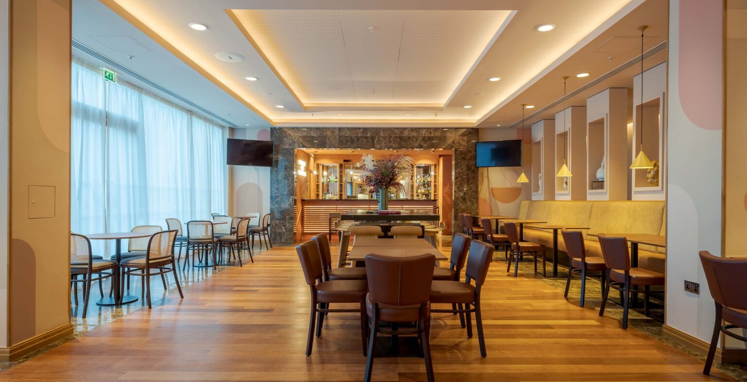 pestana-chelsea-bridge-gallery-facilities-bar