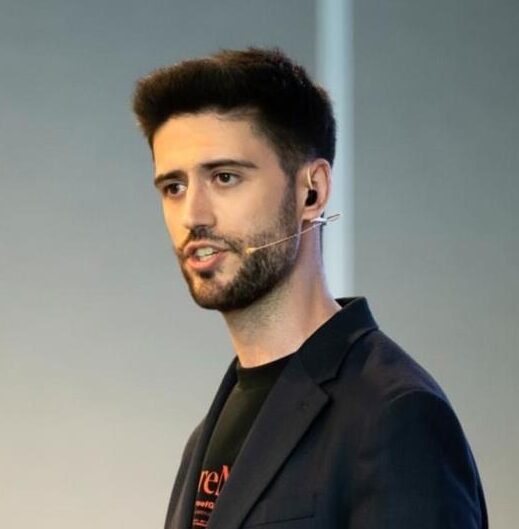 Berk KIRSAVOGLU